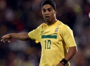 熊猫体育在线-霍勒迪化身防守奇才，铁索横江锁死北京队进攻