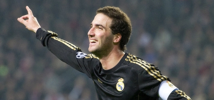 熊猫体育世界杯-利拉德爆发启示录，广东队如何以节奏掌控新疆