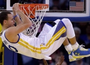 熊猫直播平台-沙漠奇迹，京多安关键一击，沙特力克尼日利亚夺下历史性冠军